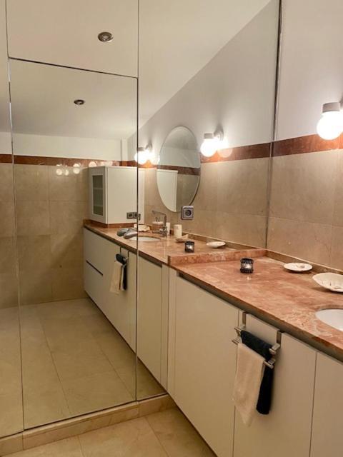El Loft De Andy Apartment Oviedo Luaran gambar